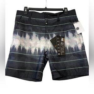 Ring of Fire Sea & Sun shorts size 30